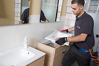 bathroom fitters